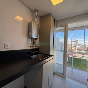 Apartamento com 110m², 3 dormitórios, 2 vagas, no bairro Madureira em Caxias do Sul para Comprar