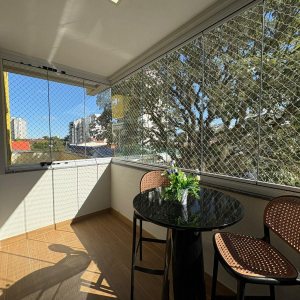 Apartamento com 110m², 3 dormitórios, 2 vagas, no bairro Madureira em Caxias do Sul para Comprar