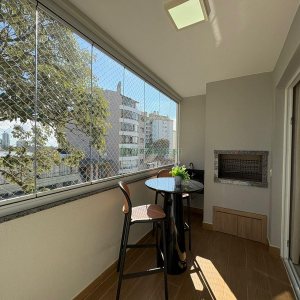Apartamento com 110m², 3 dormitórios, 2 vagas, no bairro Madureira em Caxias do Sul para Comprar
