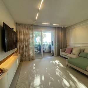 Apartamento com 110m², 3 dormitórios, 2 vagas, no bairro Madureira em Caxias do Sul para Comprar