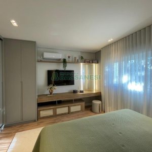 Apartamento com 110m², 3 dormitórios, 2 vagas, no bairro Madureira em Caxias do Sul para Comprar
