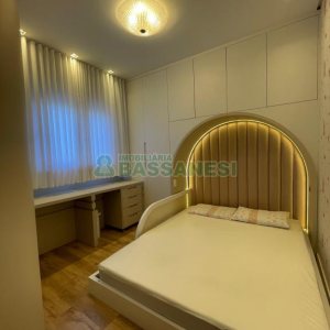 Apartamento com 110m², 3 dormitórios, 2 vagas, no bairro Madureira em Caxias do Sul para Comprar