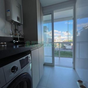 Apartamento com 110m², 3 dormitórios, 2 vagas, no bairro Madureira em Caxias do Sul para Comprar