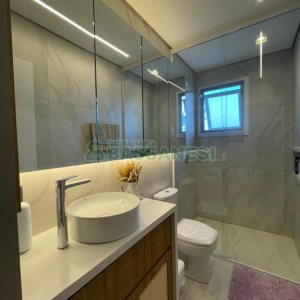 Apartamento com 110m², 3 dormitórios, 2 vagas, no bairro Madureira em Caxias do Sul para Comprar