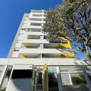 Apartamento com 110m², 3 dormitórios, 2 vagas, no bairro Madureira em Caxias do Sul para Comprar
