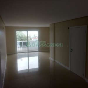 Apartamento com 110m², 3 dormitórios, 2 vagas, no bairro Madureira em Caxias do Sul para Comprar