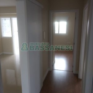 Apartamento com 110m², 3 dormitórios, 2 vagas, no bairro Madureira em Caxias do Sul para Comprar