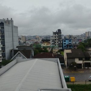 Apartamento com 108m², 3 dormitórios, 2 vagas, no bairro Madureira em Caxias do Sul para Comprar