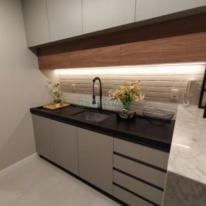 Apartamento com 108m², 3 dormitórios, 2 vagas, no bairro Madureira em Caxias do Sul para Comprar