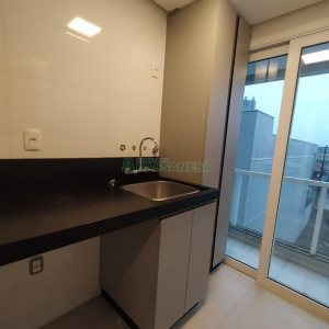 Apartamento com 108m², 3 dormitórios, 2 vagas, no bairro Madureira em Caxias do Sul para Comprar