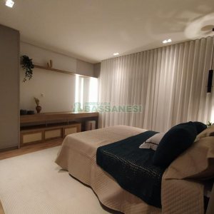 Apartamento com 108m², 3 dormitórios, 2 vagas, no bairro Madureira em Caxias do Sul para Comprar