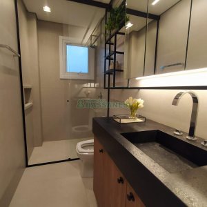 Apartamento com 108m², 3 dormitórios, 2 vagas, no bairro Madureira em Caxias do Sul para Comprar