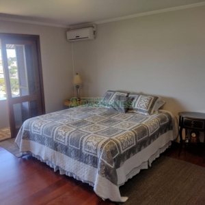 Casa com 892m², 7 dormitórios, 4 vagas, no bairro Petrópolis em Caxias do Sul para Alugar ou Comprar