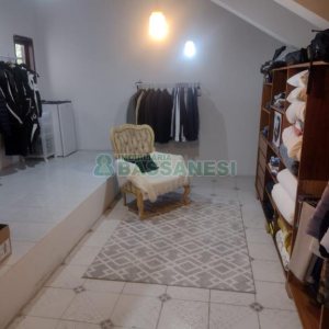 Casa com 892m², 7 dormitórios, 4 vagas, no bairro Petrópolis em Caxias do Sul para Alugar ou Comprar