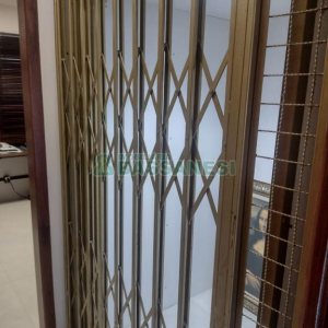 Casa com 892m², 7 dormitórios, 4 vagas, no bairro Petrópolis em Caxias do Sul para Alugar ou Comprar