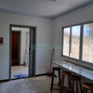 Casa com 172m², 3 dormitórios, no bairro Charqueadas em Caxias do Sul para Comprar