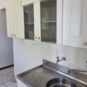 Casa com 172m², 3 dormitórios, no bairro Charqueadas em Caxias do Sul para Comprar