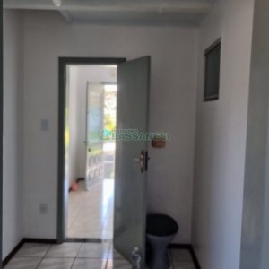 Casa com 172m², 3 dormitórios, no bairro Charqueadas em Caxias do Sul para Comprar
