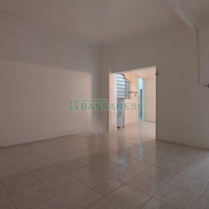 Loja com 56m², no bairro Centro em Caxias do Sul para Alugar