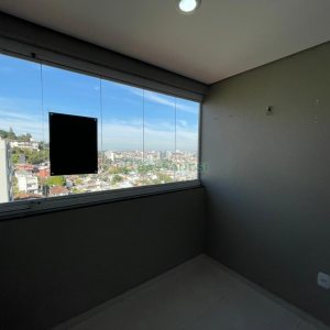 Apto Mobiliado com 85m², 2 dormitórios, 2 vagas, no bairro Panazzolo em Caxias do Sul para Comprar