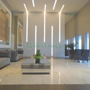 Apto Mobiliado com 65m², 2 dormitórios, 1 vaga, no bairro Villagio Iguatemi em Caxias do Sul para Alugar