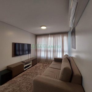 Apto Mobiliado com 65m², 2 dormitórios, 1 vaga, no bairro Villagio Iguatemi em Caxias do Sul para Alugar