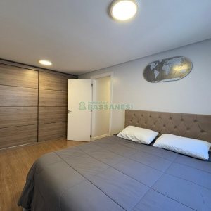 Apto Mobiliado com 65m², 2 dormitórios, 1 vaga, no bairro Villagio Iguatemi em Caxias do Sul para Alugar
