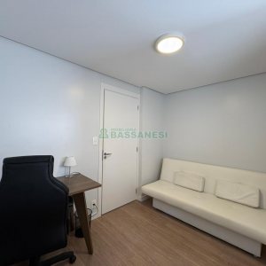 Apto Mobiliado com 65m², 2 dormitórios, 1 vaga, no bairro Villagio Iguatemi em Caxias do Sul para Alugar