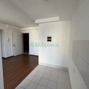 Apartamento com 80m², 2 dormitórios, 2 vagas, no bairro Santa Catarina em Caxias do Sul para Alugar