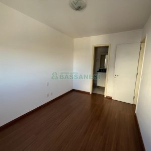 Apartamento com 80m², 2 dormitórios, 2 vagas, no bairro Santa Catarina em Caxias do Sul para Alugar