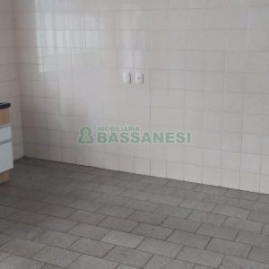 Apartamento com 92m², 3 dormitórios, 1 vaga, no bairro Colina Sorriso em Caxias do Sul para Alugar