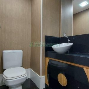 Sala Mobiliada com 97m², no bairro Panazzolo em Caxias do Sul para Comprar