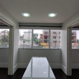 Sala Mobiliada com 97m², no bairro Panazzolo em Caxias do Sul para Comprar