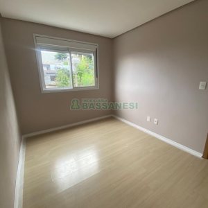 Apartamento com 42m², 1 dormitório, 1 vaga, no bairro Petrópolis em Caxias do Sul para Alugar
