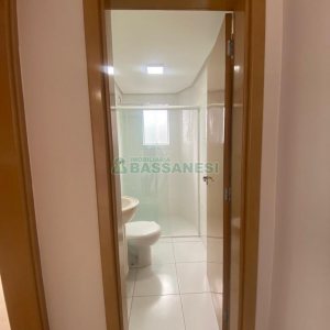 Apartamento com 42m², 1 dormitório, 1 vaga, no bairro Petrópolis em Caxias do Sul para Alugar