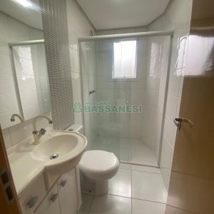 Apartamento com 42m², 1 dormitório, 1 vaga, no bairro Petrópolis em Caxias do Sul para Alugar