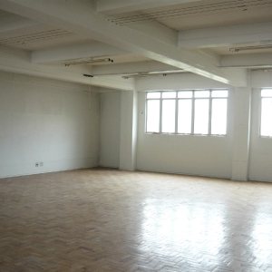 Loja com 1020m², 8 vagas, no bairro Centro em Caxias do Sul para Alugar ou Comprar