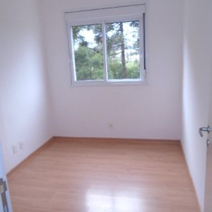 Apartamento com 72m², 3 dormitórios, 2 vagas, no bairro Santa Catarina em Caxias do Sul para Comprar