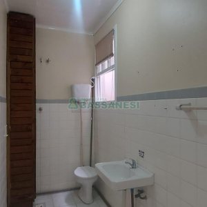 Loja com 120m², no bairro Centro em Caxias do Sul para Alugar