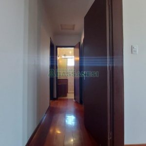 Casa Mobiliada com 260m², 3 dormitórios, 3 vagas, no bairro Universitário em Caxias do Sul para Comprar