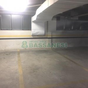 Sala com 120m², 2 vagas, no bairro Madureira em Caxias do Sul para Comprar