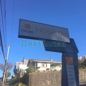 Sala com 120m², 2 vagas, no bairro Madureira em Caxias do Sul para Comprar