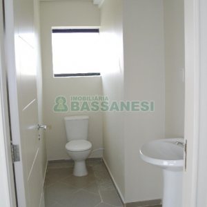 Sala com 120m², 2 vagas, no bairro Madureira em Caxias do Sul para Comprar