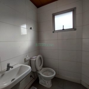 Sala com 208m², no bairro Centro em Caxias do Sul para Alugar
