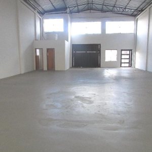 Pavilhão com 670m², no bairro Bela Vista em Caxias do Sul para Alugar