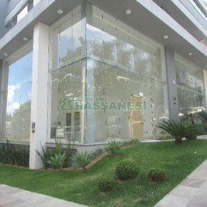 Loja com 143m², 1 vaga, no bairro Centro em Caxias do Sul para Alugar