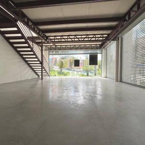 Loja com 143m², 1 vaga, no bairro Centro em Caxias do Sul para Alugar