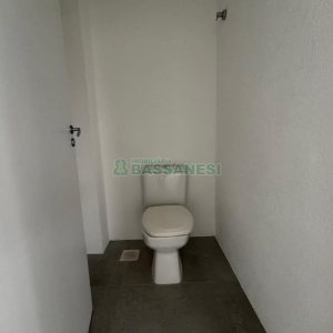 Loja com 143m², 1 vaga, no bairro Centro em Caxias do Sul para Alugar