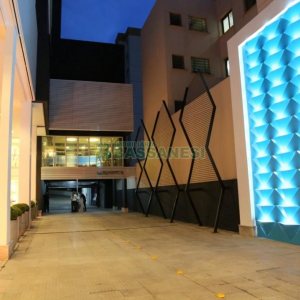 Apto Mobiliado com 46m², 1 dormitório, 1 vaga, no bairro Lourdes em Caxias do Sul para Alugar