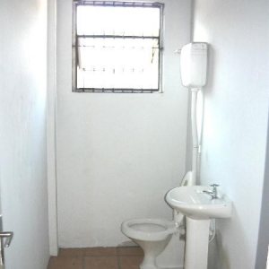 Loja com 570m², 1 vaga, no bairro Centro em Caxias do Sul para Comprar